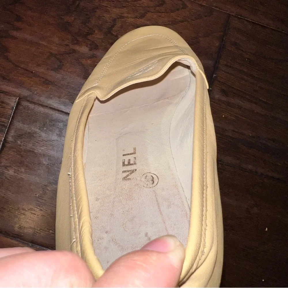 Vintage Chanel Women’s Leather Loafers